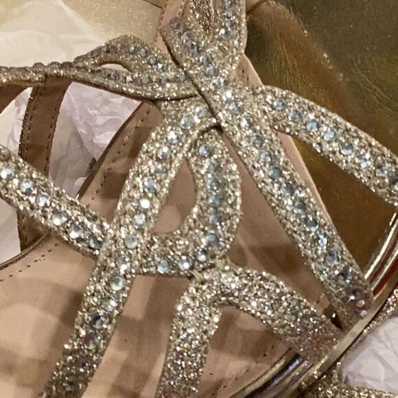 Touch of Nina Vionna Metallic Gold Sparkle Party Sandal Heels 8.5 - Picture 14 of 15